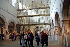 Met Highlights 14-1 Choir Screen (Reja) - Rafael Amezua 1764